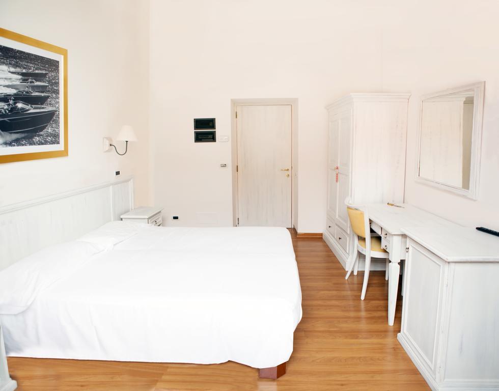 Hotel Sebino Sarnico Dış mekan fotoğraf
