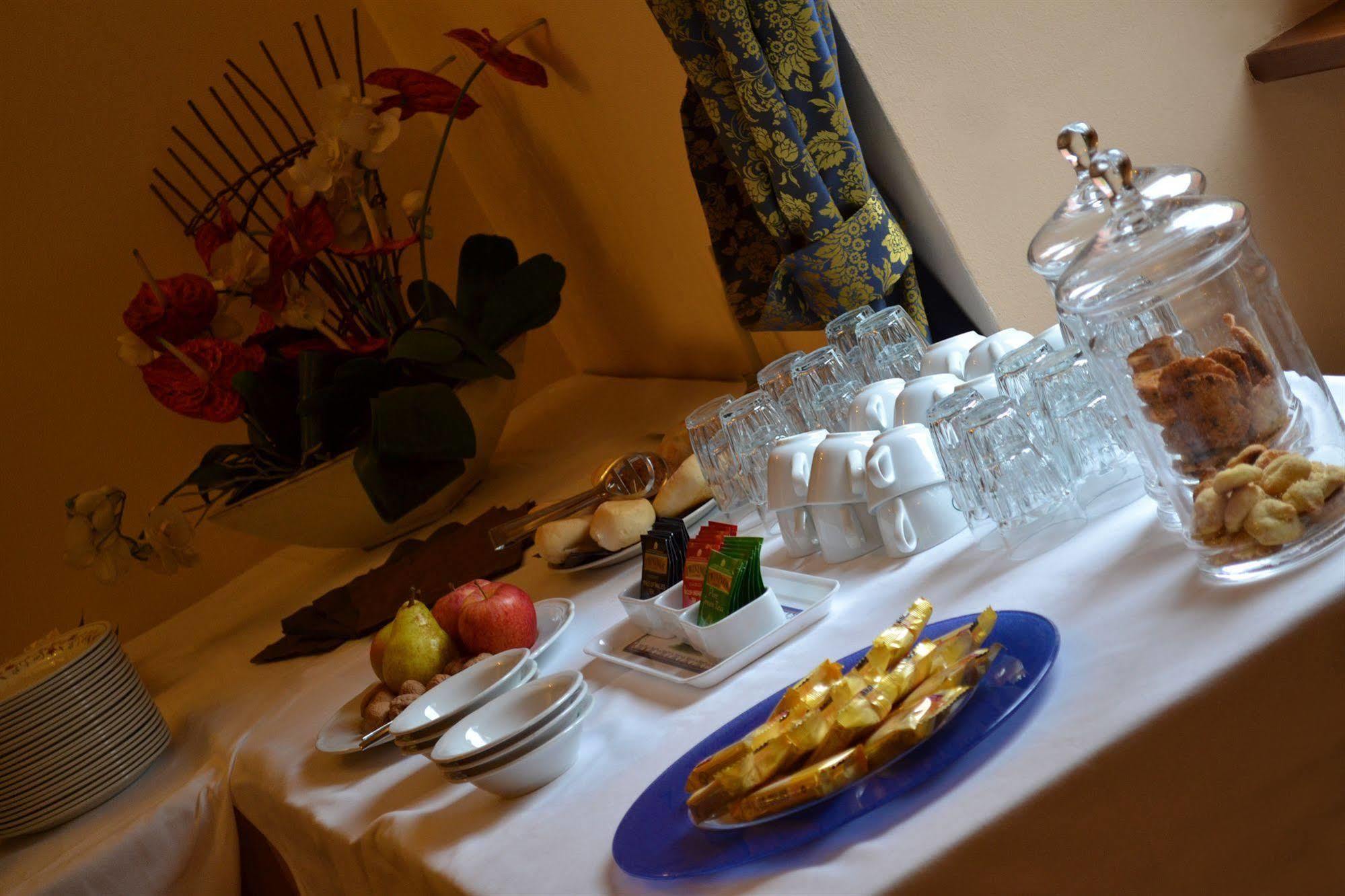 Hotel Sebino Sarnico Dış mekan fotoğraf