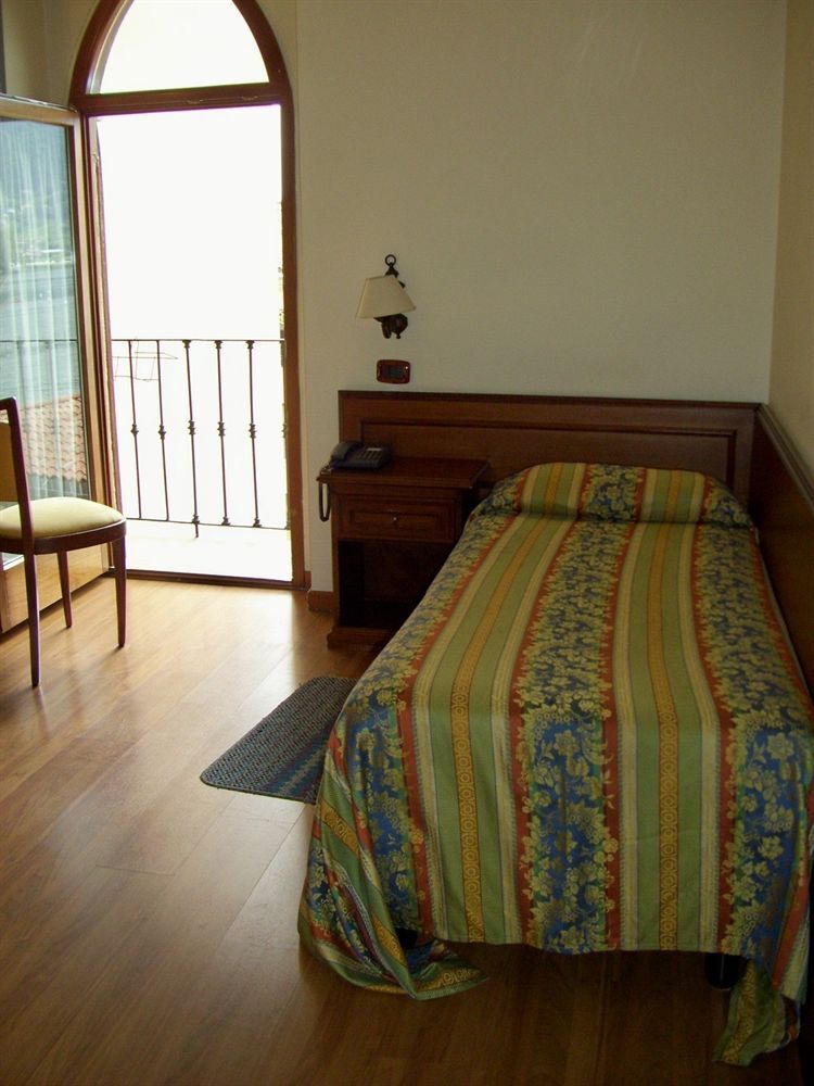 Hotel Sebino Sarnico Dış mekan fotoğraf